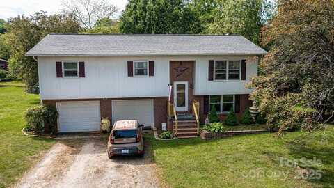 2734 Haas Lane, Lenoir, NC 28645