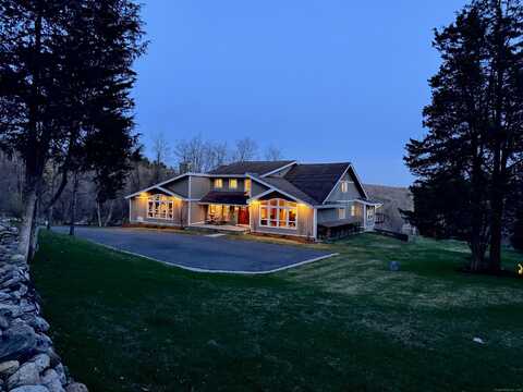 1 Cloverleaf Farm South, Sherman, CT 06784
