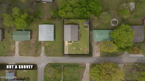 403 Fairlane Drive, Greenfield, TN 38230