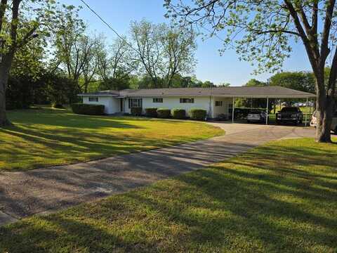 515 Church St, Headland, AL 36345