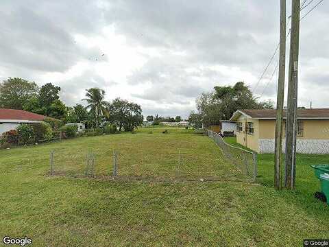 Sw 212Th St, Miami, FL 33177