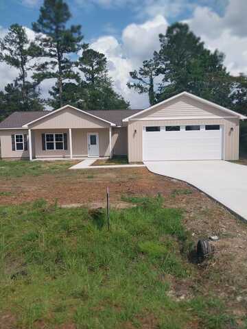 775 Lakeview Cr., Douglas, GA 31535