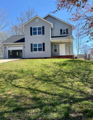 7027 LAKEVIEW TER, Danville, VA 24540