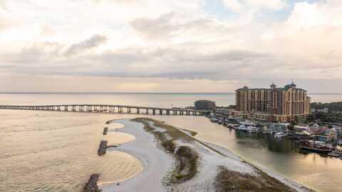 10 Harbor Boulevard, Destin, FL 32541