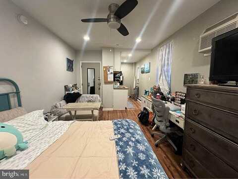 322 S 11TH STREET, PHILADELPHIA, PA 19107