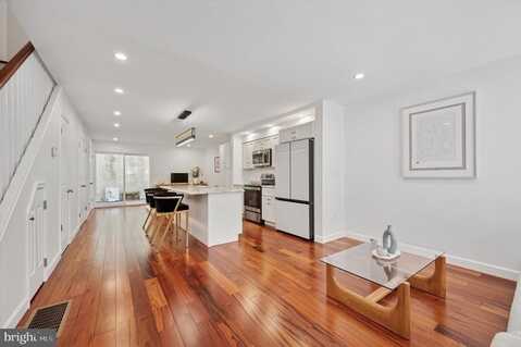 2203 RACE STREET, PHILADELPHIA, PA 19103