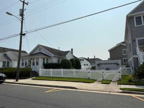 104 N 35th Ave, Longport, NJ 08403