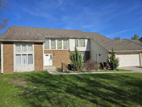 2617 Covington Woods Boulevard, Fort Wayne, IN 46804