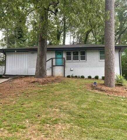 2874 CLOVERLEAF Drive SE, Atlanta, GA 30316