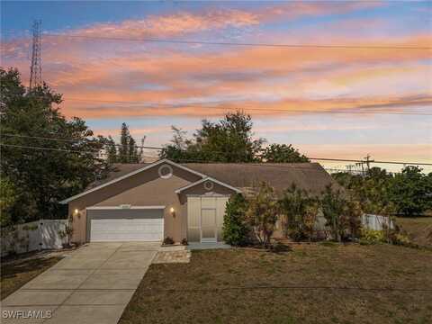 1551 Evalena Lane, North Fort Myers, FL 33917
