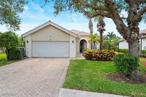 2282 Heydon Circle W, Naples, FL 34120