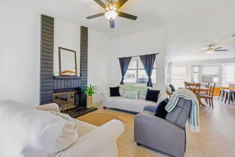 3503 Apollo Avenue, Palmdale, CA 93550