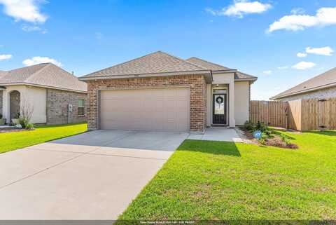 1905 Pineglen Dr, Saint Gabriel, LA 70776