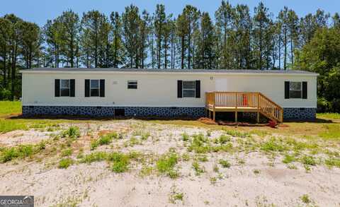 118 Eason Stalvey Road, Hahira, GA 31632