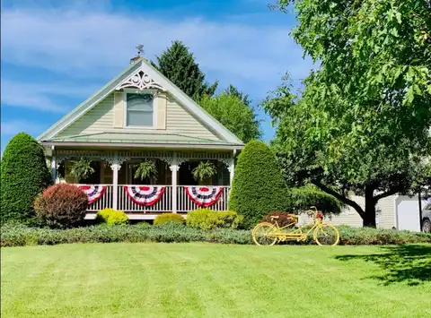 33576 S MAIN Street, Townville, PA 16360