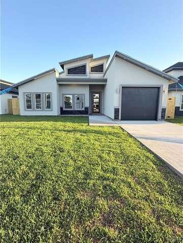 613 Tower Oak Drive, Alamo, TX 78516