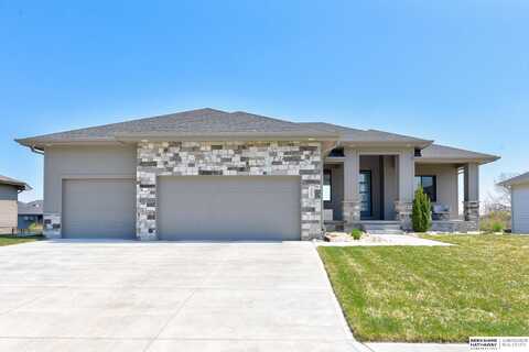 2907 N 185th Street, Elkhorn, NE 68022