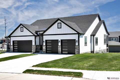 5901 N 159 Circle, Omaha, NE 68116