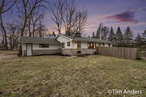 811 Kusterer Drive NW, Grand Rapids, MI 49534