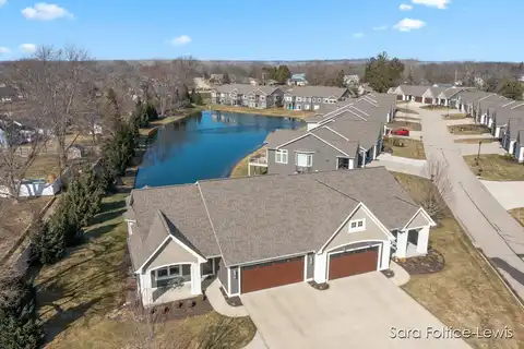 6501 Andre's Crossing, Grandville, MI 49418