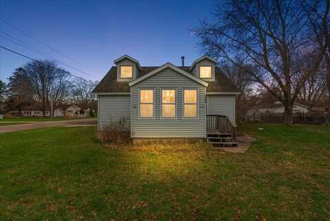 2292 Hughes Avenue, Norton Shores, MI 49441