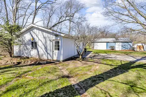 10900 Round Lake Road, Horton, MI 49246