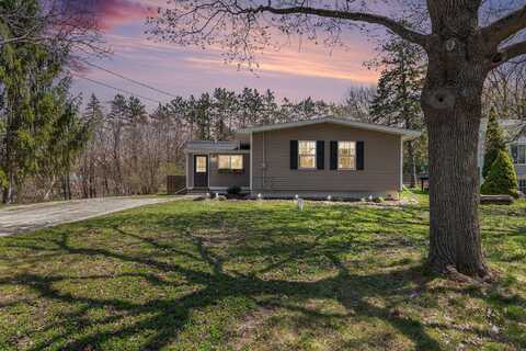 320 Alewa Drive NW, Grand Rapids, MI 49504