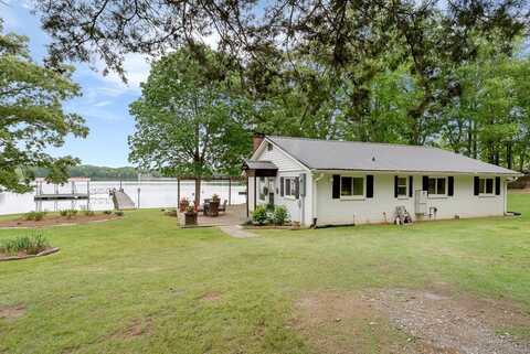 104 McCalla Dr., Iva, SC 29655