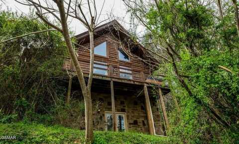 2939 Drue Fox Way, Sevierville, TN 37862