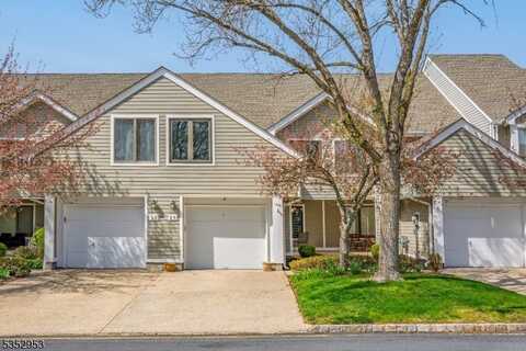 14 Stryker Ct, Bridgewater, NJ 08807