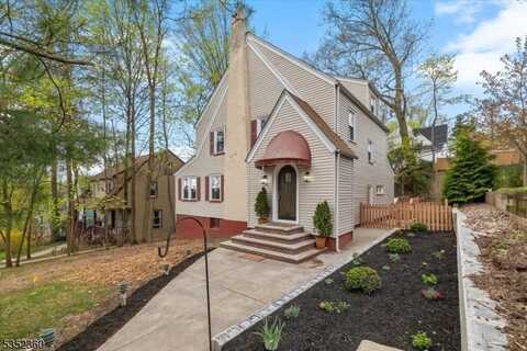 218 Conway Ct, South Orange, NJ 07079
