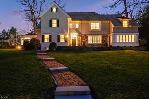 55 OXBOW LANE, Summit, NJ 07901