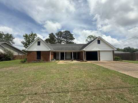 191 E Swoop Drive, Columbus, MS 39702