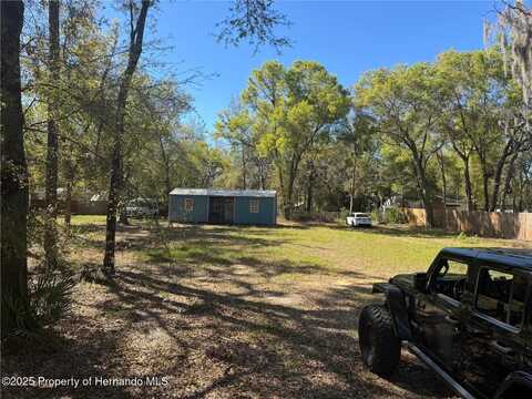 6647 W Van Buren Drive, Homosassa, FL 34448
