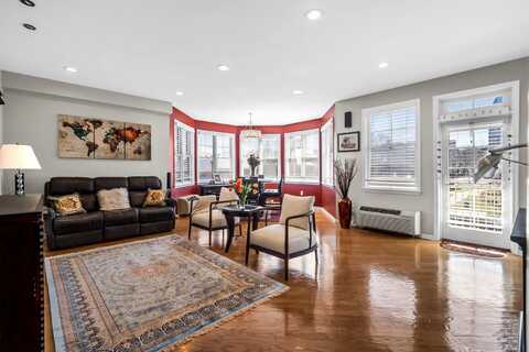 30 FREEDOM WAY, Greenville, NJ 07305