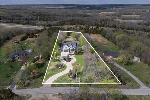 29570 W 95TH Street, De Soto, KS 66018