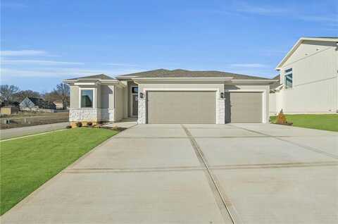 500 6th Street, Smithville, MO 64089