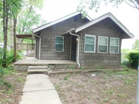 401 OAKLEY Avenue, Kansas City, MO 64123