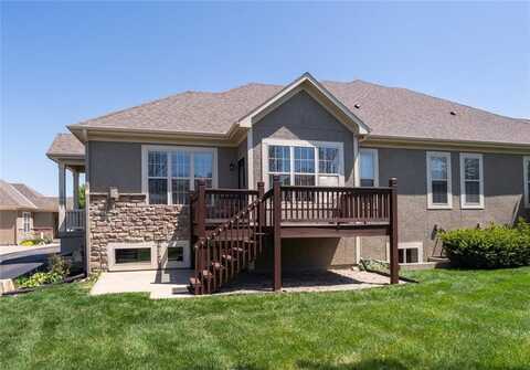 2250 Lake Pointe Drive, Lawrence, KS 66049