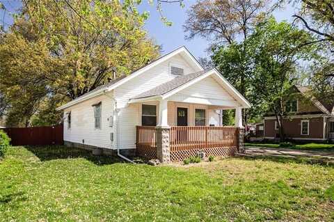 913 W 6th Street, Ottawa, KS 66067
