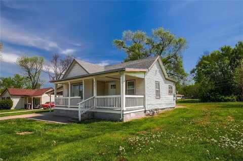 823 S Olive Street, Ottawa, KS 66067