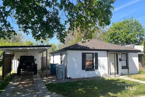 1706 Howard Ave, Caldwell, ID 83605