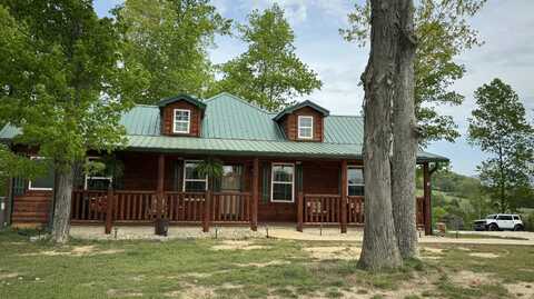 2119 Ted Moore Road, Dandridge, TN 37725