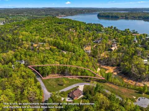943 Waterstone Drive, Dandridge, TN 37725