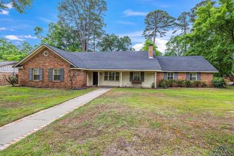 3 Ramblewood Dr., Longview, TX 75605