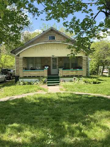 993 Lakeway Drive, Russell Springs, KY 42642
