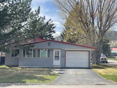 891 3rd Street, Meeker, CO 81641