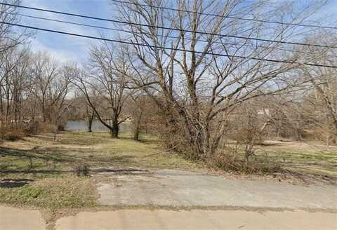 323 & 335 S Main ST, Cave Springs, AR 72718