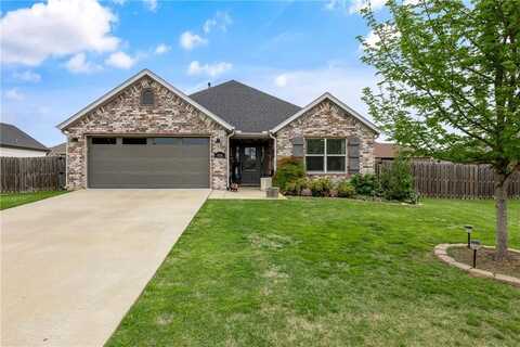436 Concho ST, Farmington, AR 72730