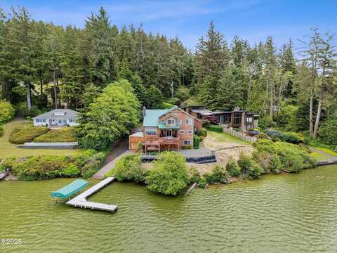 1635 NE East Devils Lake Road, Otis, OR 97368